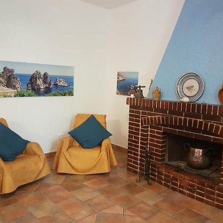Villa Zahra Casa Vacanze à Castelluzzo Extérieur photo